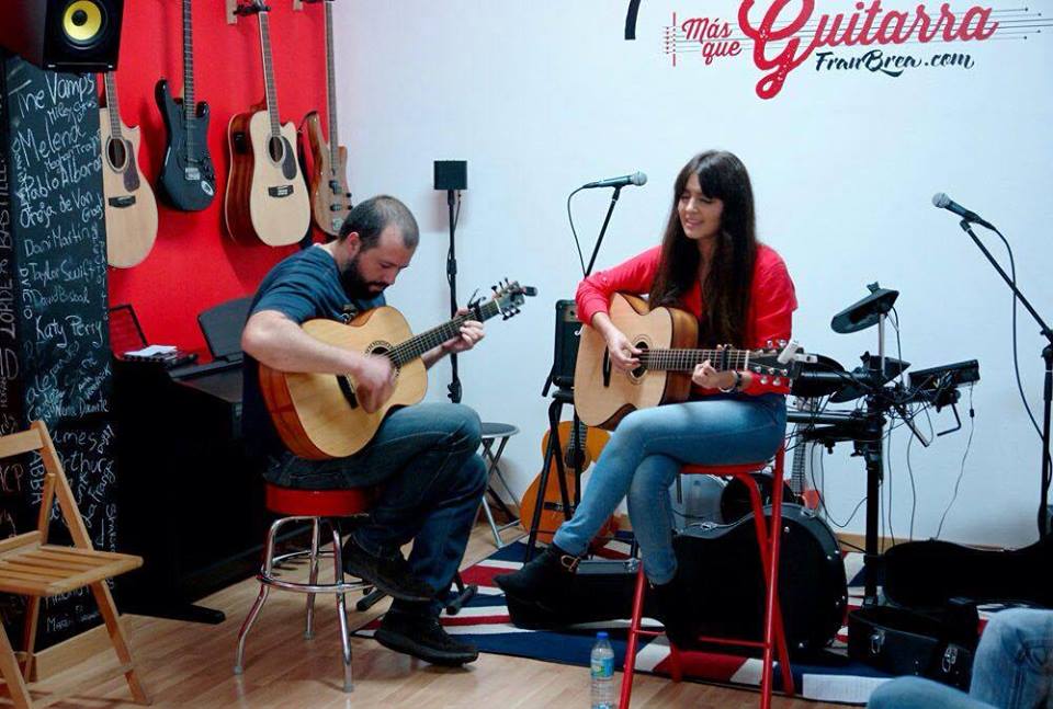 TALLER MUSICAL CON YHADIRA